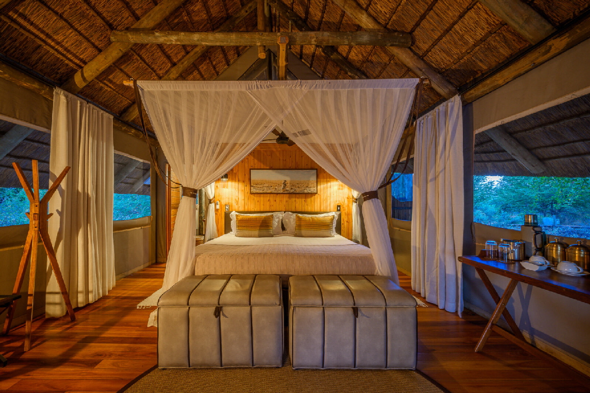 Dinaka Camp Kalahari Botswana